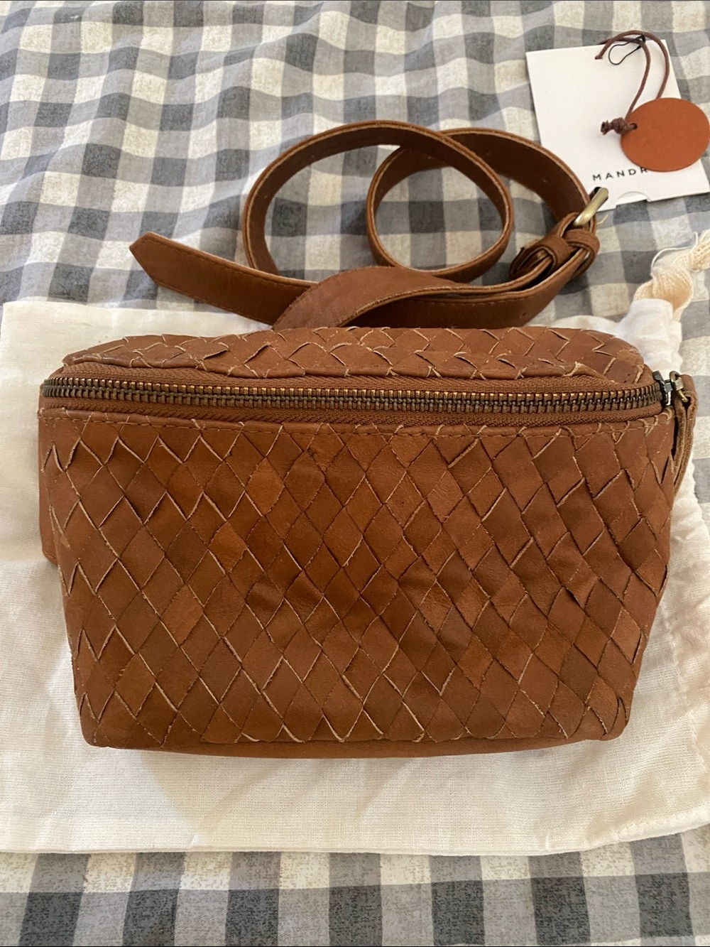 Mandrn Remy Woven Leather Fanny Purse Bag